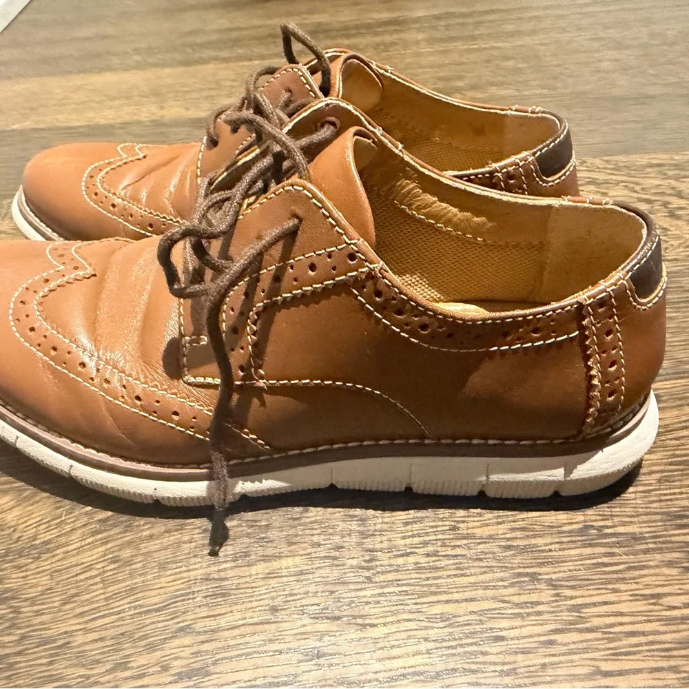 Boys Johnston & Murphy Brown Leather Wingtip Lace-Up Shoes size 2.5 - worn once!